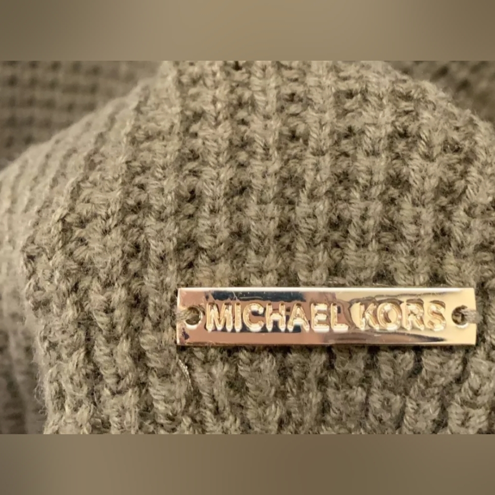 Michael Kors Ladies Olive Green Cowl-Neck Sweater Size L NWT MSRP $99.50 - Picture 2 of 6